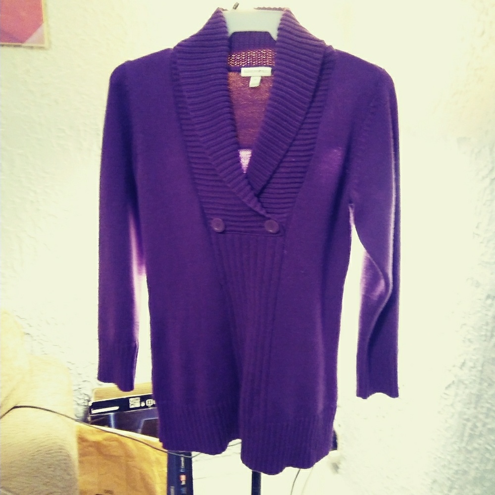 Pullover Sweater - Picture 2 of 5